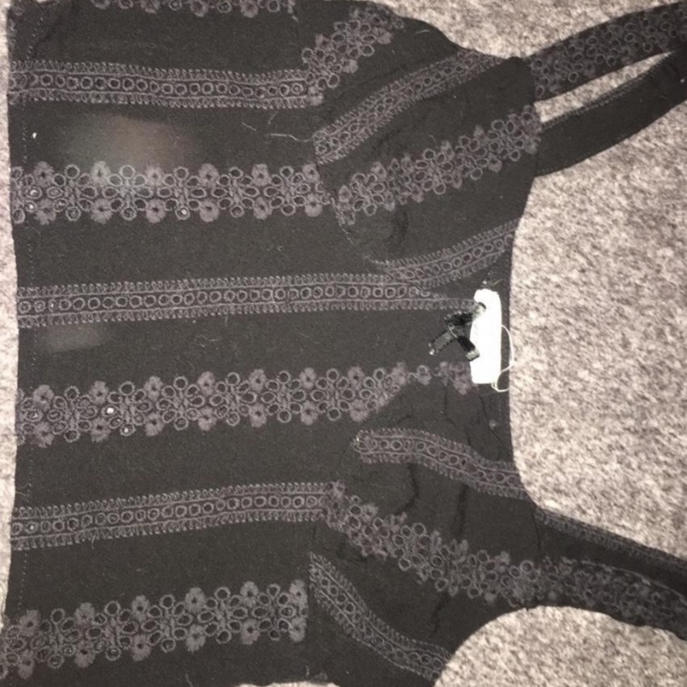 Cute black tilly’s top